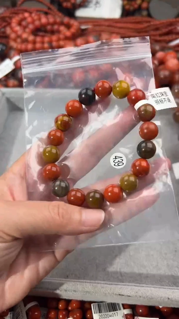 南红玛瑙手串未镶嵌11+