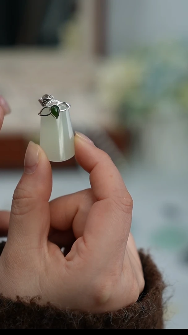 【闪购商品】和田玉吊坠(不含链)银S925镶嵌吊坠