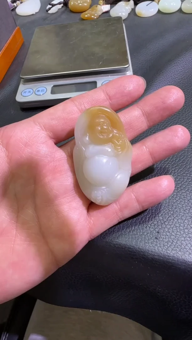 颈饰未镶嵌和田玉金山白玉佛公（产地直发）