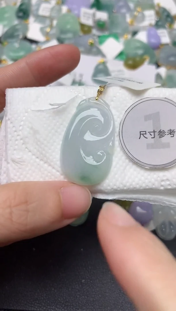 颈饰18K金镶嵌翡翠天然缅甸A货翡翠