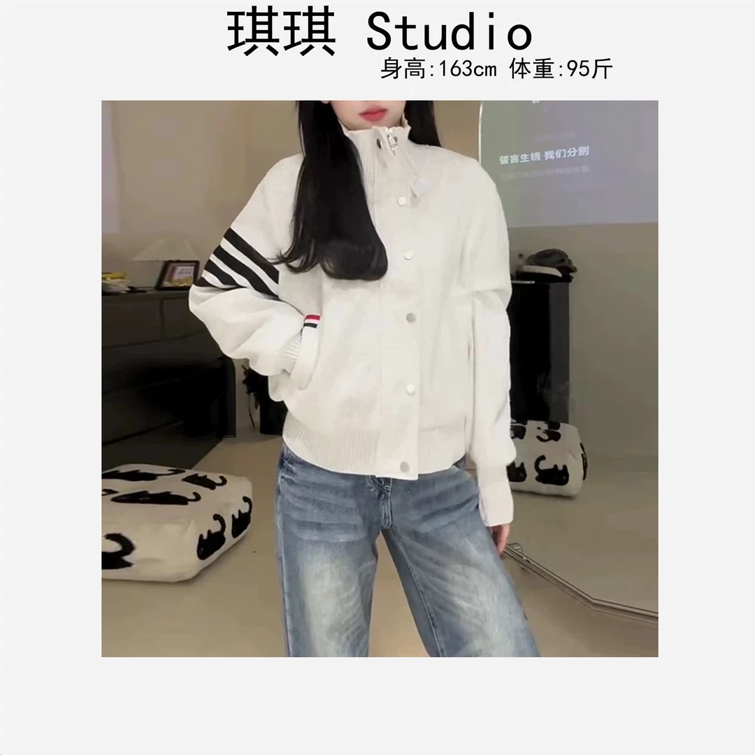 春季新款轻奢高级感立领摁扣拉链袖杠气质时尚显瘦减龄外套w10-M