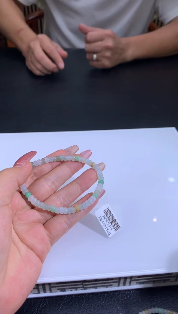 未镶嵌定制翡翠小*翡翠