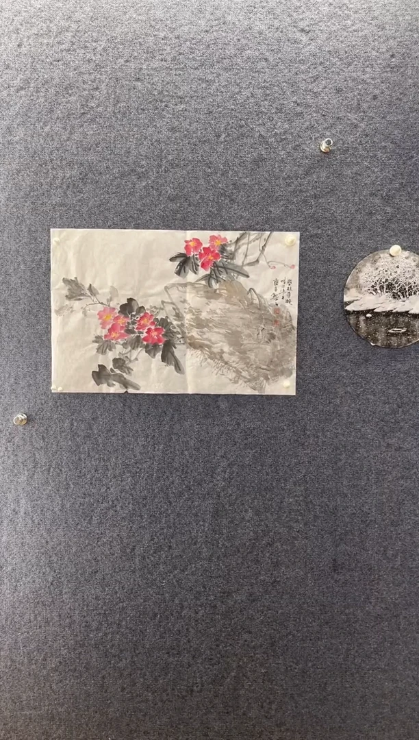 国画8584石重C春知争艳四尺三开横