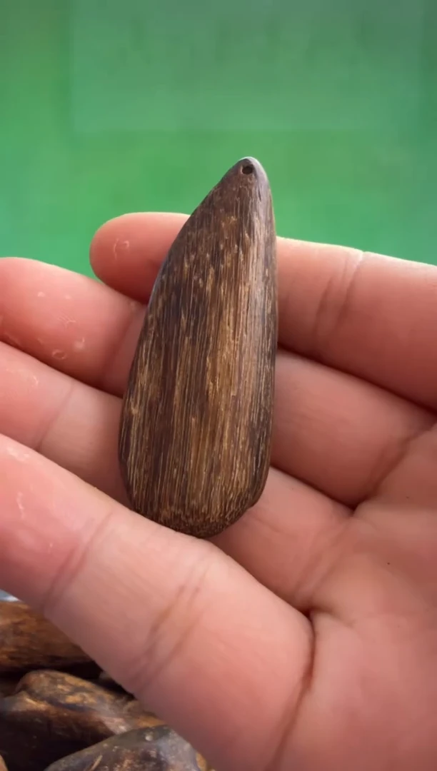 沉香手把件多样性发一