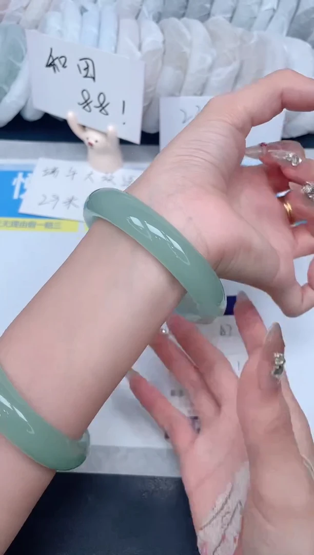 石英质玉手镯未镶嵌A7-65.1