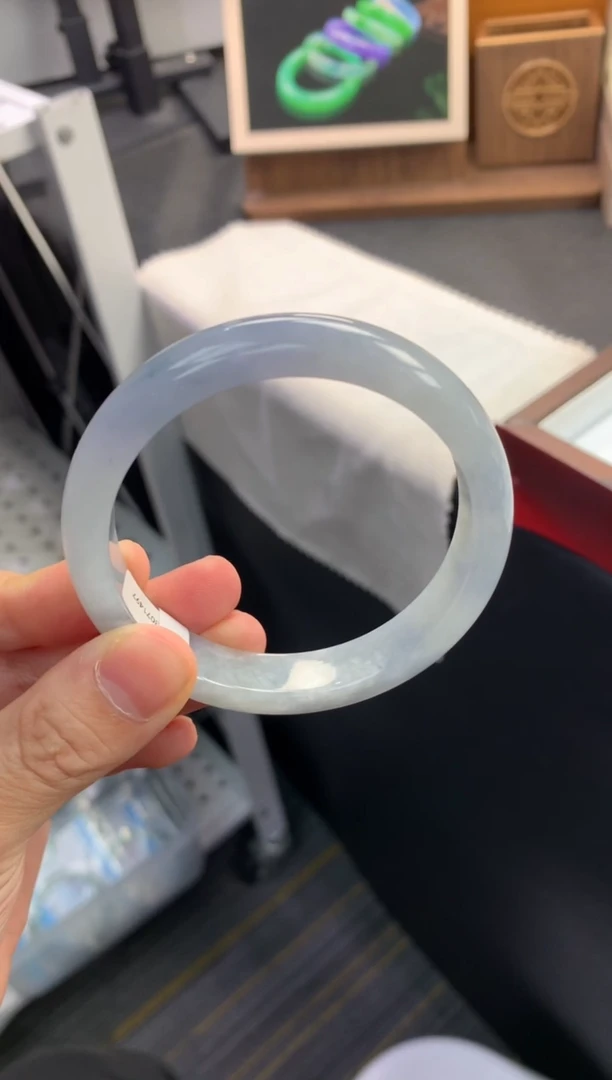 未镶嵌手镯翡翠莹*退货需手镯吊牌标签完好