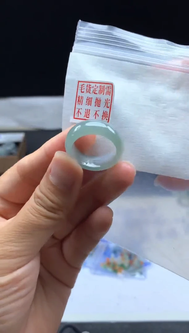 未镶嵌定制翡翠毛货需精细抛光戒圈 18#