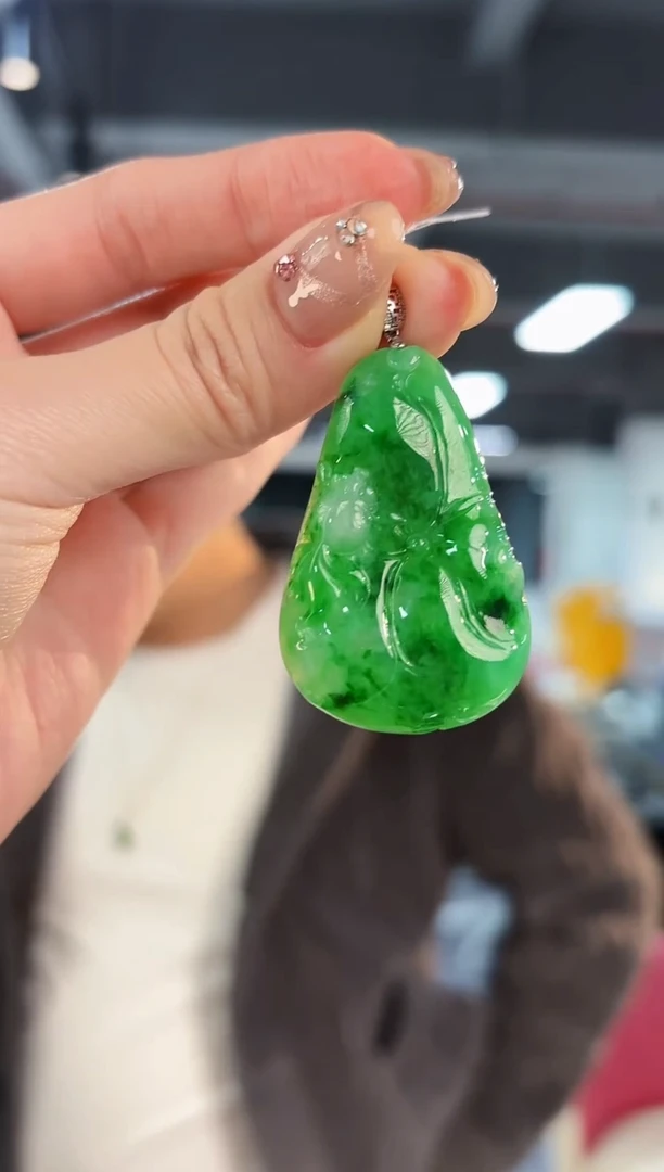 【闪购商品】翡翠颈饰未镶嵌缅料A货/支持复检/一件