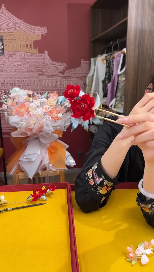 【闪购商品】刺绣非遗绒花（发饰）