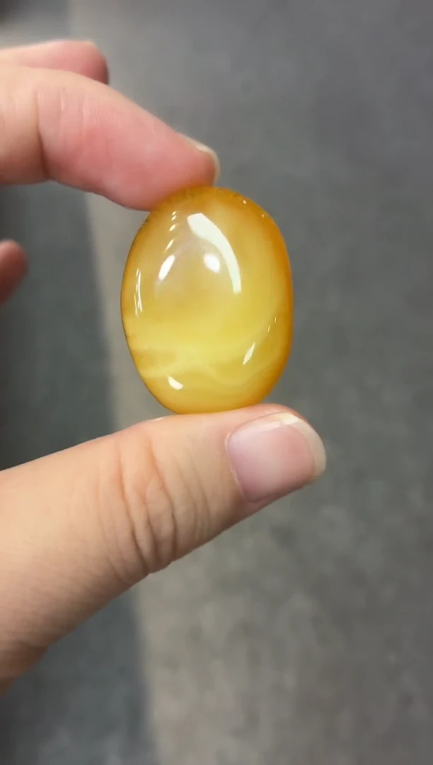 琥珀颈饰未镶嵌吊坠
