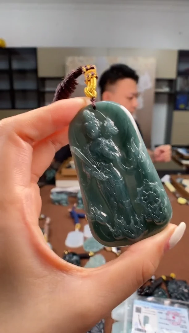 颈饰未镶嵌翡翠多样性发其一