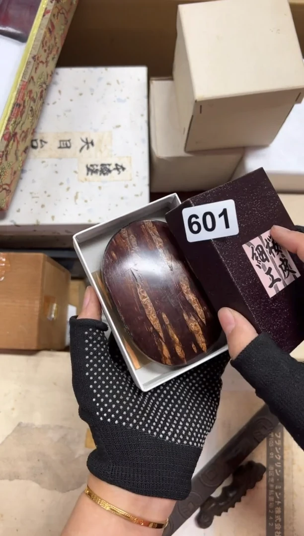 瓷片彩****的601中古商品谨慎参拍
