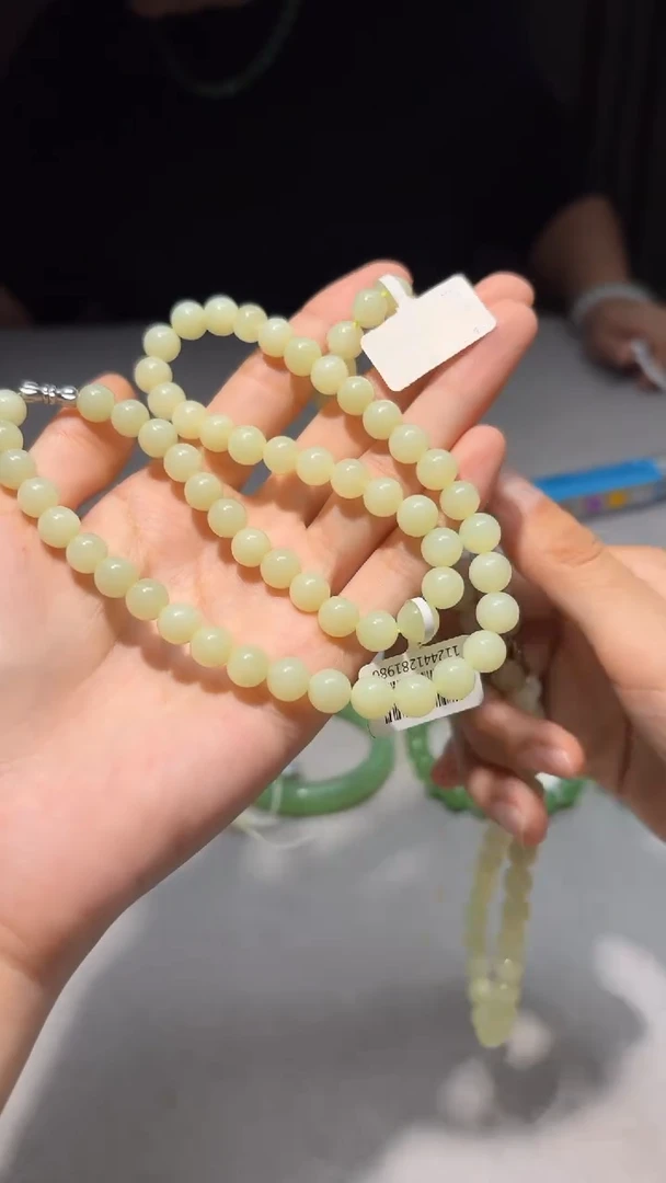 颈饰未镶嵌和田玉新疆黄口奶油黄项链卡8