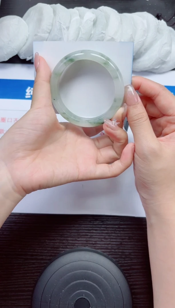 石英质玉手镯未镶嵌A18-56.57