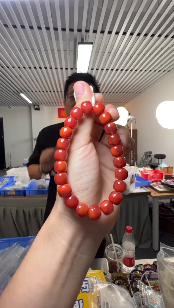 手串未镶嵌南红玛瑙约8*9mm南红老型珠单圈手串