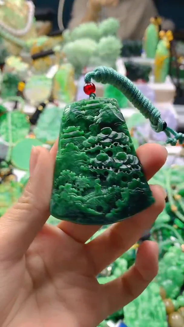 颈饰未镶嵌翡翠天然缅甸a货翡翠