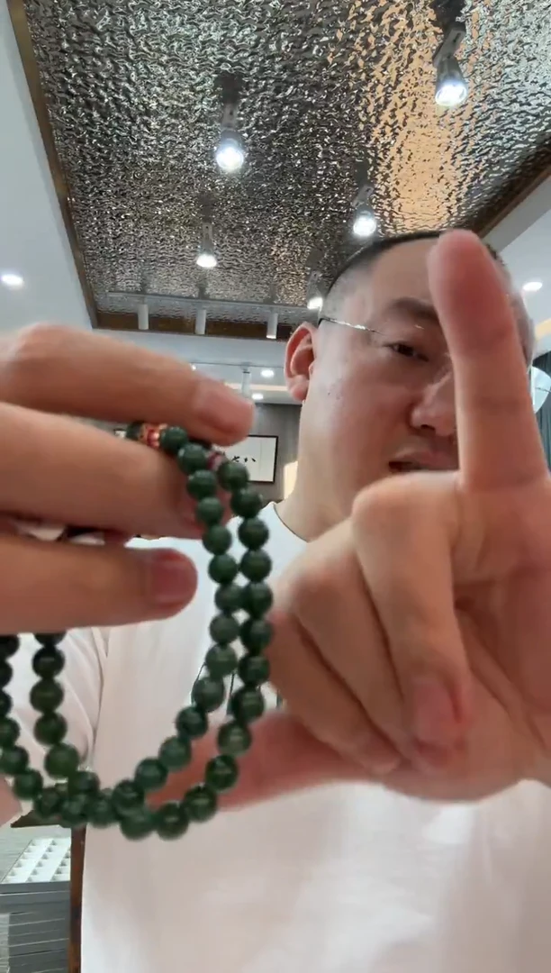未镶嵌挂件翡翠A货翡翠多样性MQ满绿小圆珠手串一件
