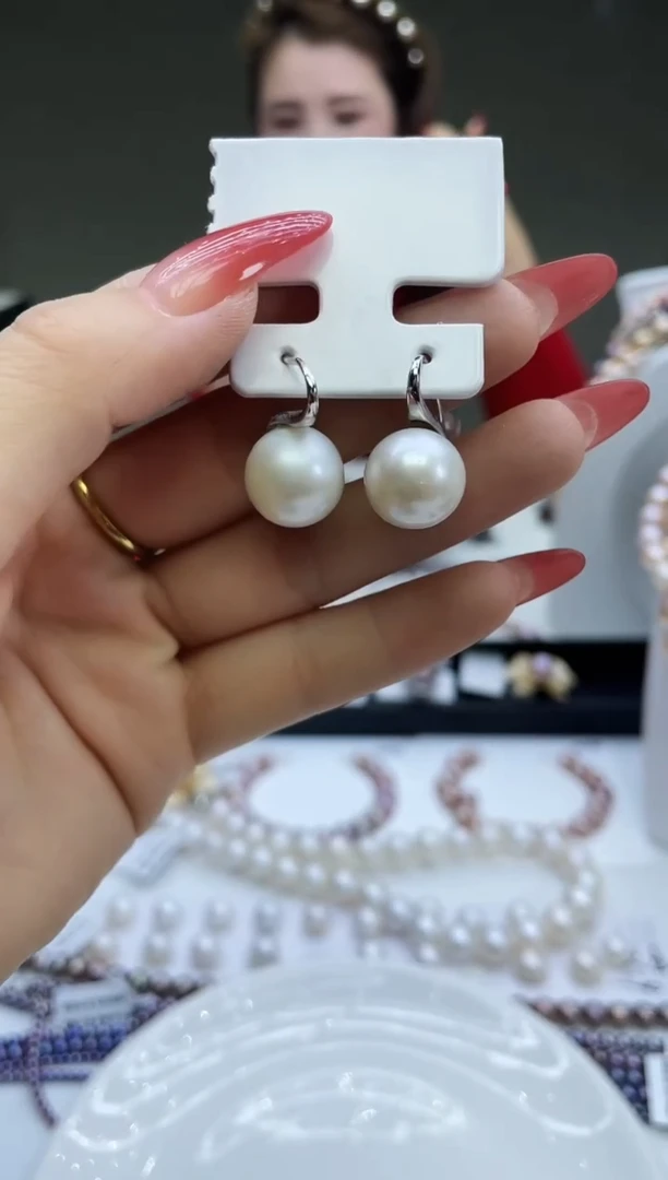 未镶嵌耳饰淡水珍珠白色系耳饰