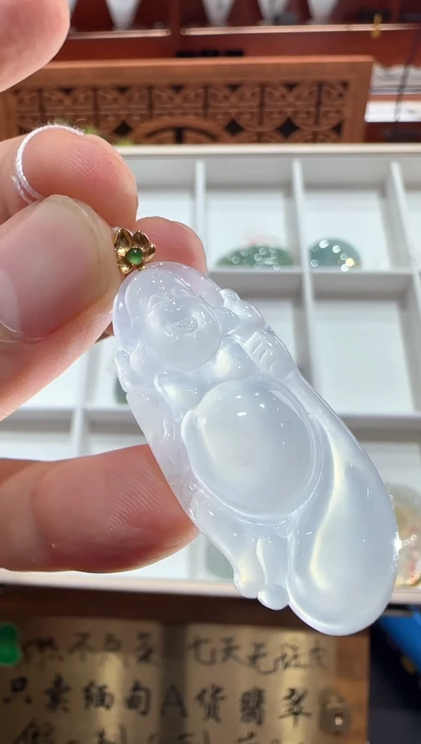 翡翠挂件18K金镶嵌A货翡翠多样性孤品