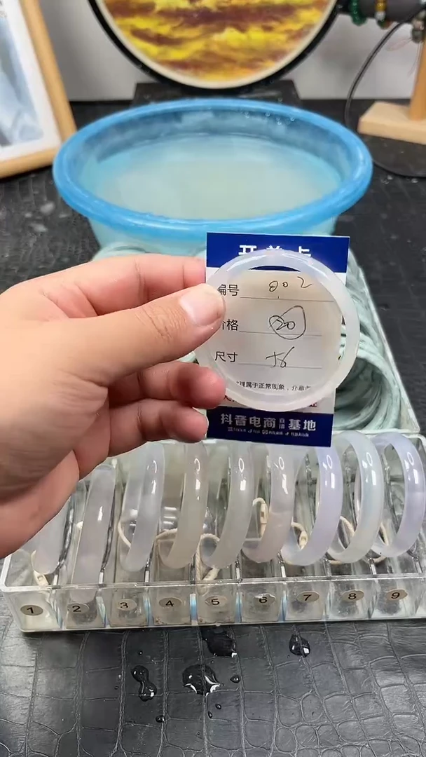 未镶嵌玛瑙手镯2玛瑙手镯