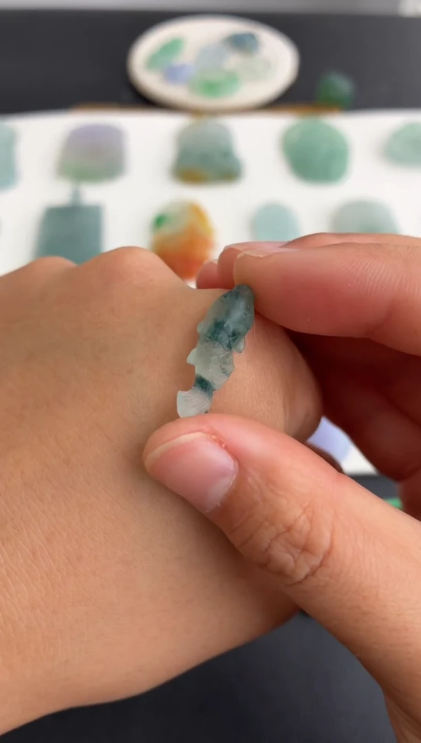 未镶嵌定制翡翠翡翠