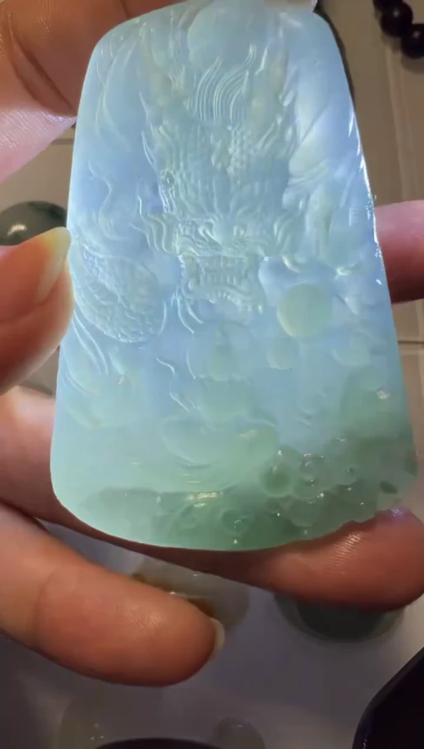 未镶嵌定制翡翠牌子