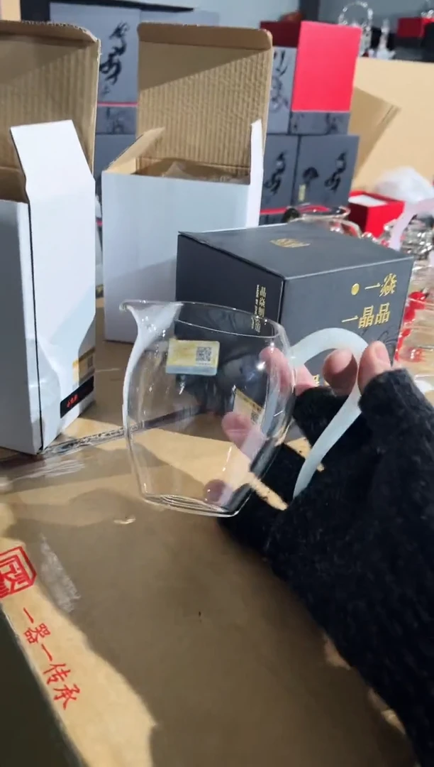 【闪购商品】白玉清颜公道杯晶焱金标