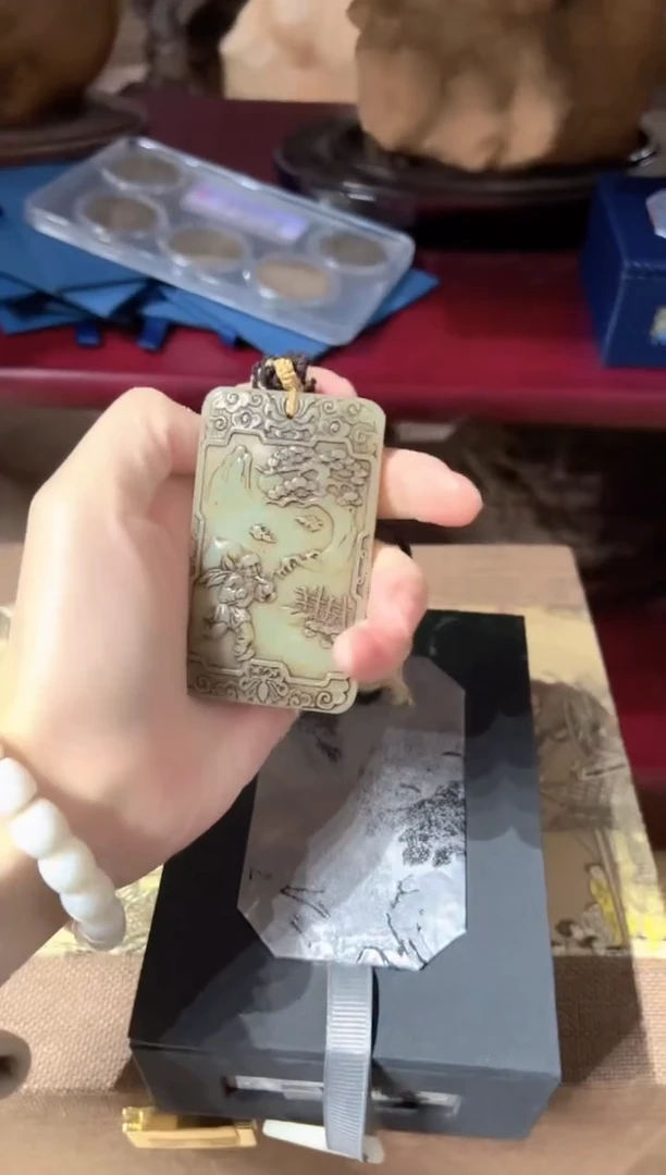 【闪购商品】和田玉颈饰未镶嵌Z015