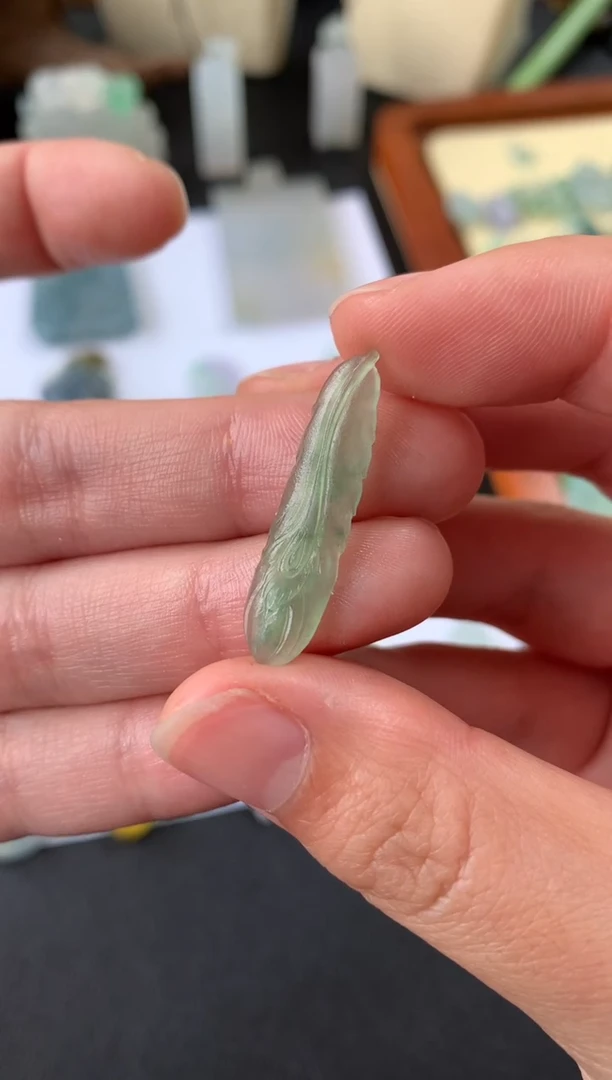 【闪购商品】定制翡翠未镶嵌翡翠