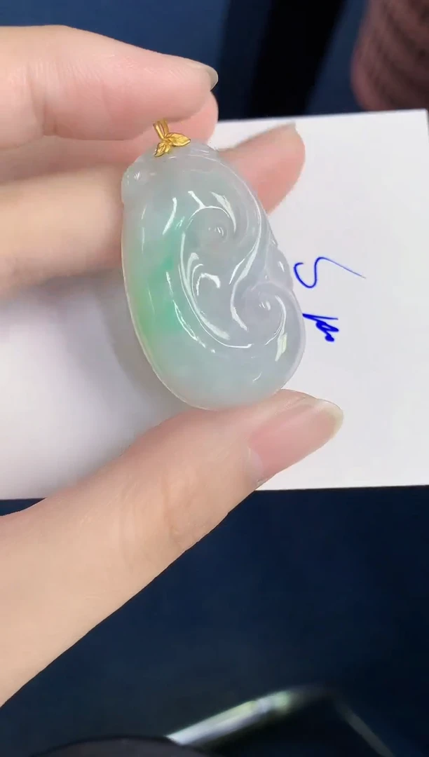 颈饰18K金镶嵌翡翠天然翡翠缅甸A货