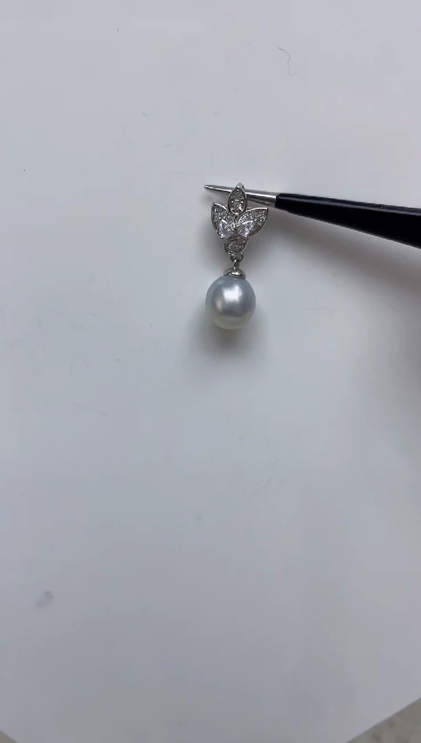 颈饰银S925镶嵌海水珍珠