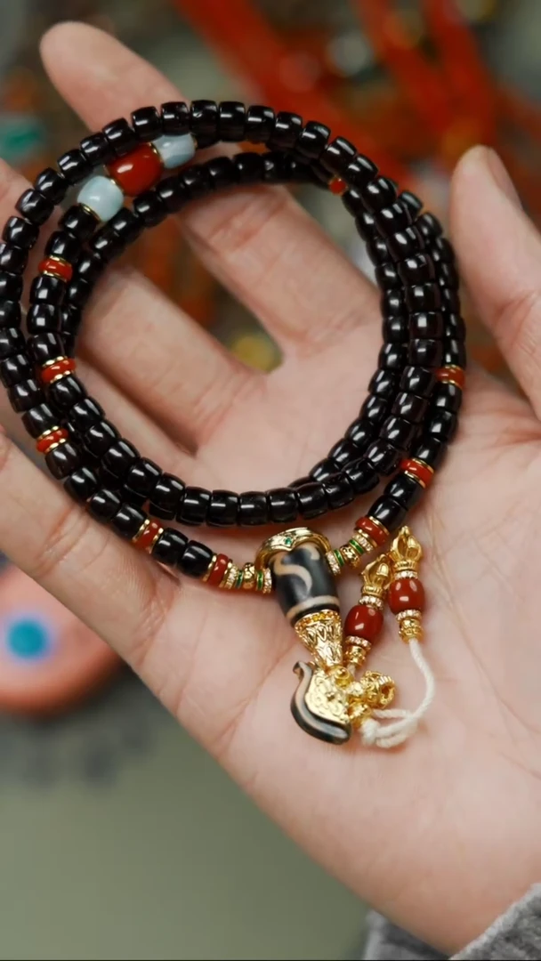 【闪购商品】椰蒂吊坠文玩配饰