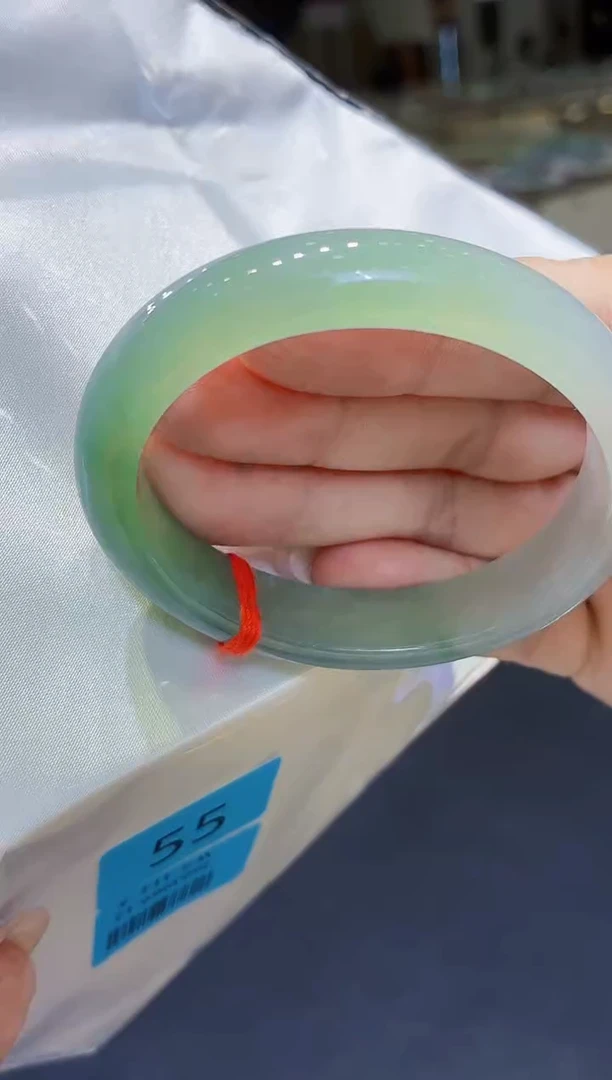 未镶嵌手镯翡翠翡翠手镯53