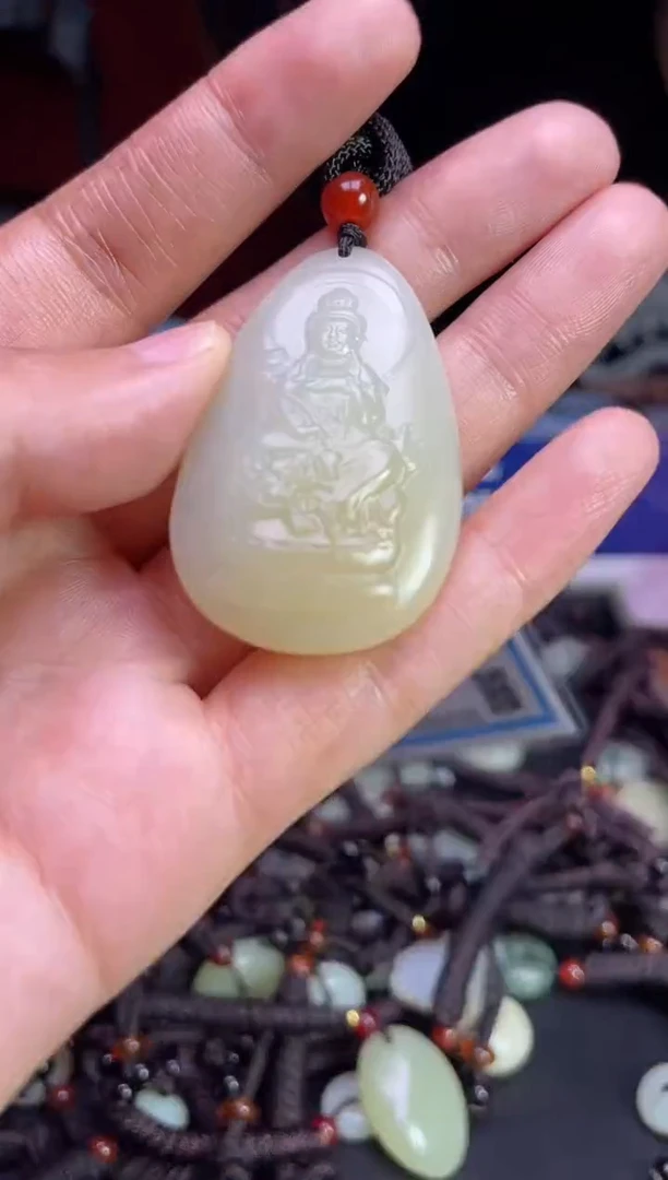 未镶嵌和田玉挂件1