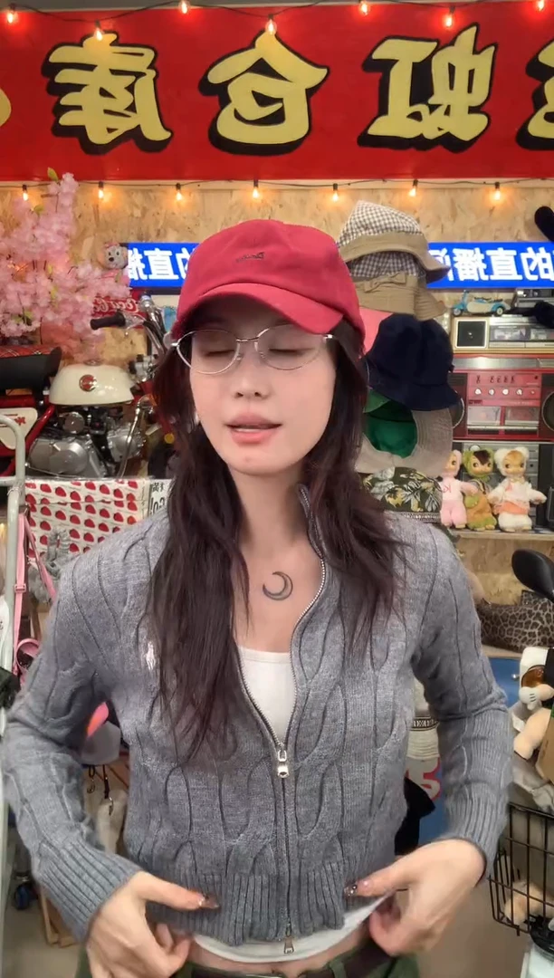 织物外贸订单棒球帽红色