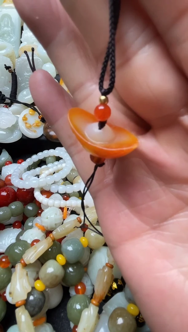 未镶嵌和田玉挂件挂件