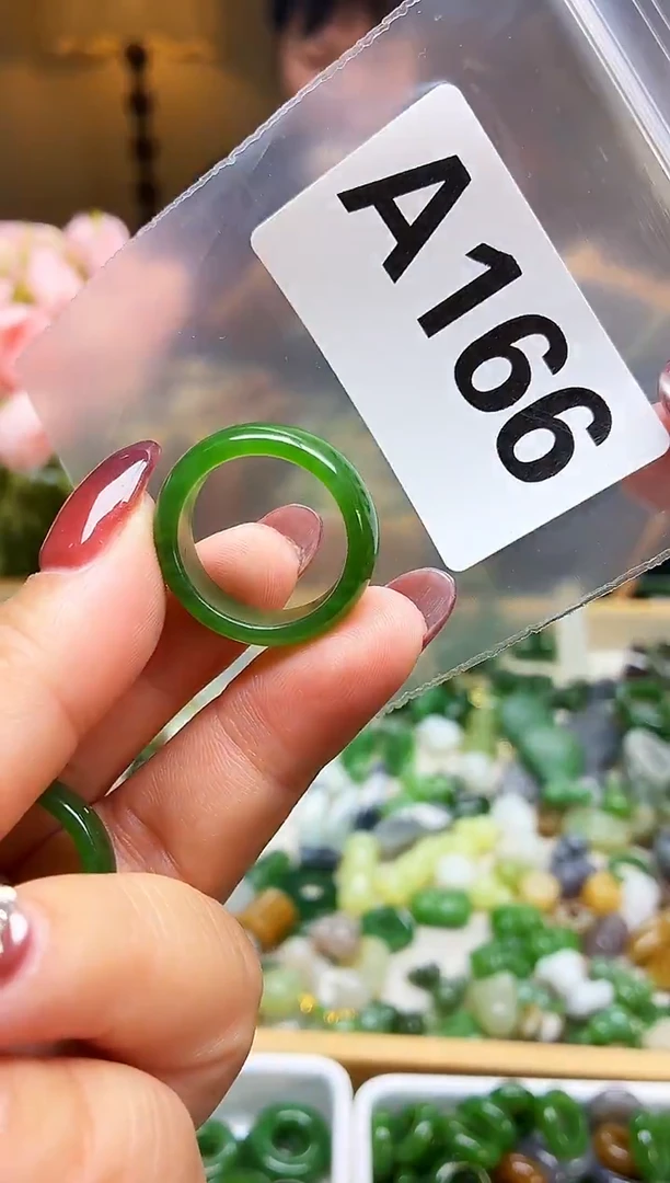 颈饰未镶嵌和田玉20 多样性发一