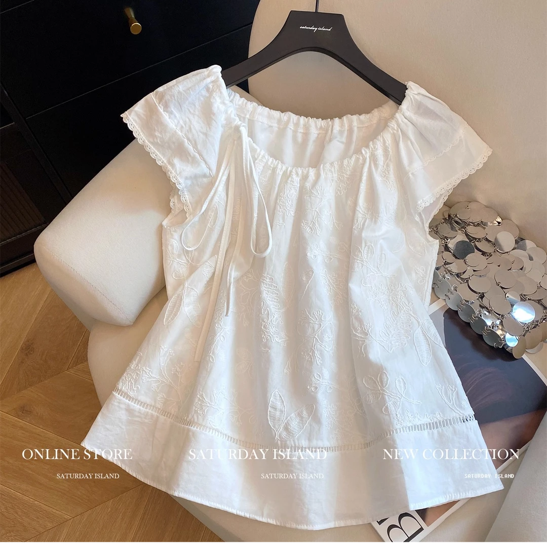 夏季2025新款法式方领小飞袖衬衫女短袖减龄别致小衫独特漂亮上衣