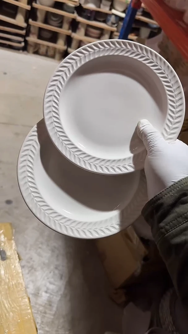 陶瓷2个麦穗8英寸盘微瑕 凑满20元包邮