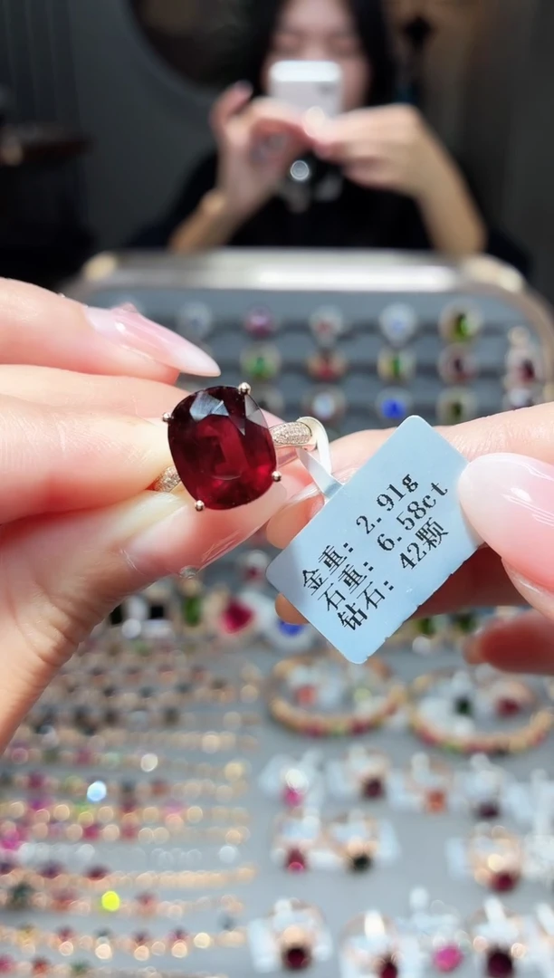 18K金镶嵌戒指碧玺6.58ct