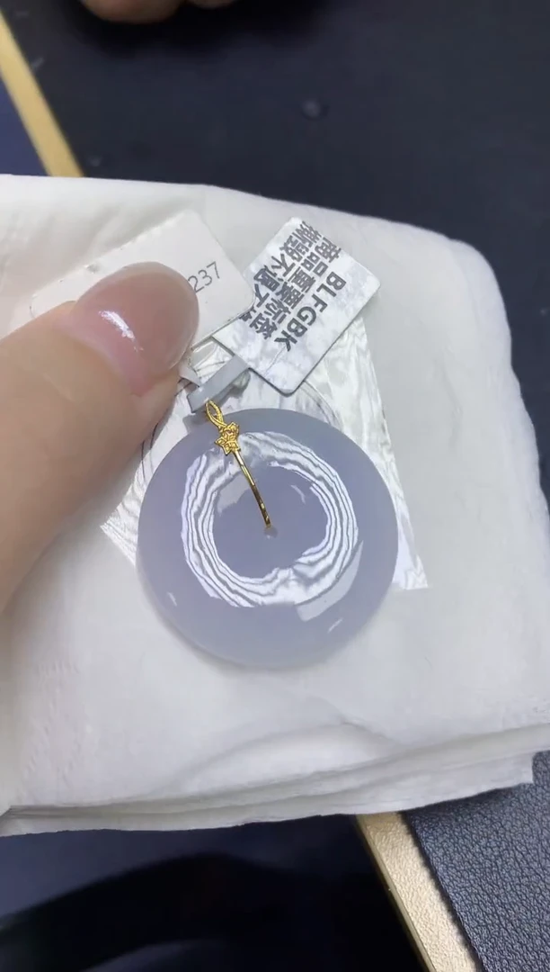 颈饰18K金镶嵌翡翠天然缅甸翡翠A货多样性发一件