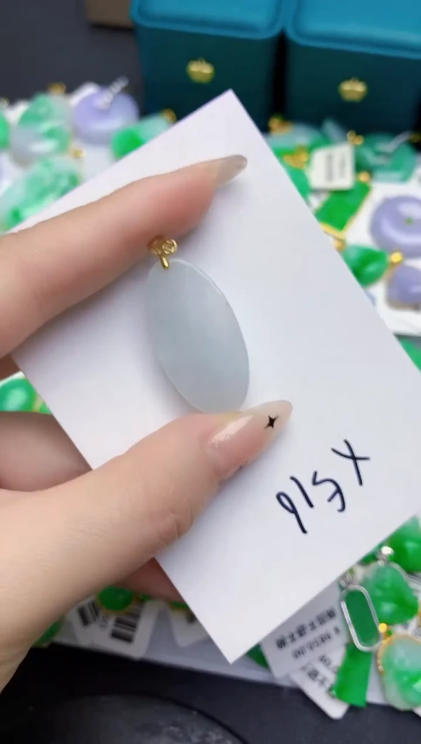 颈饰未镶嵌翡翠缅甸天然翡翠A货