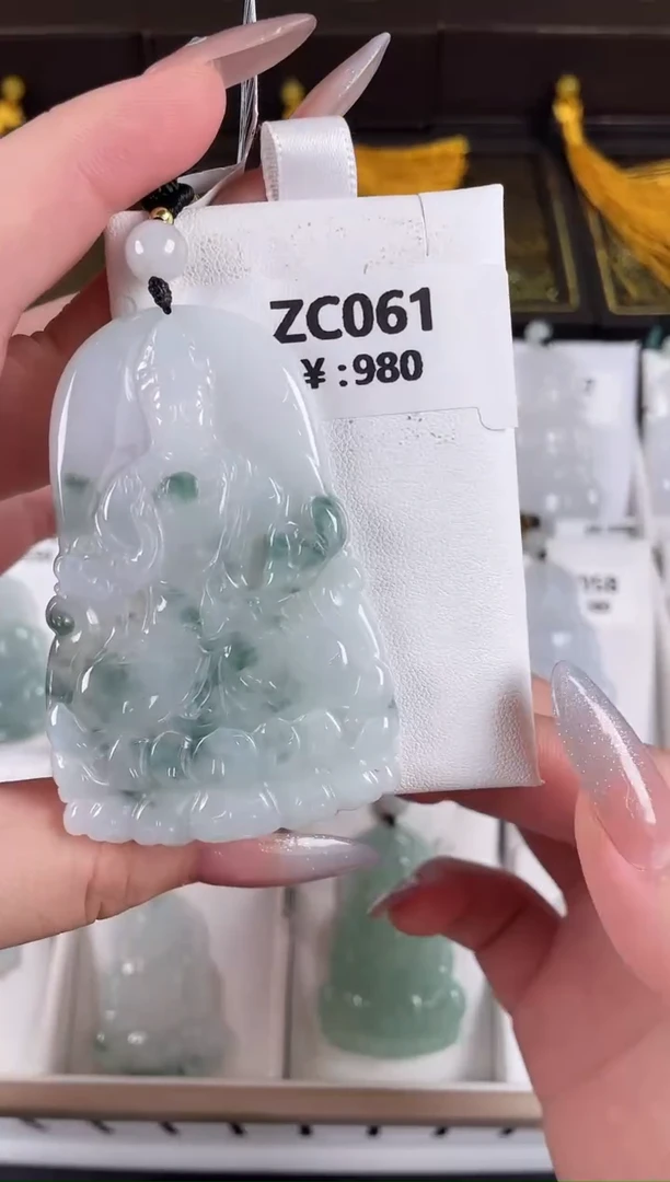 颈饰未镶嵌翡翠ZC061虚空藏菩萨+孤品+送同款绳子