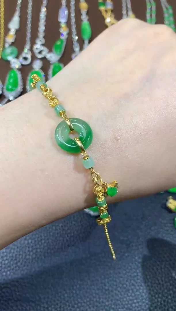 18K金镶嵌手链翡翠C83