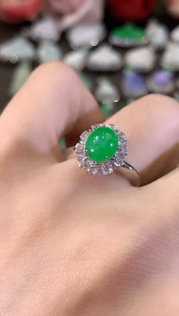 18K金镶嵌戒指翡翠B199