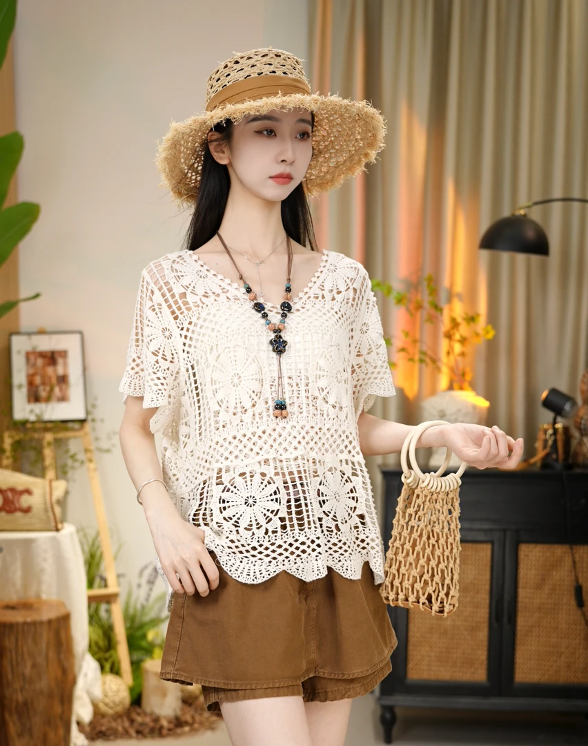 《风铃》唐乐乐｜25new夏季新款法式镂空短款宽松针织衫上衣BF1089