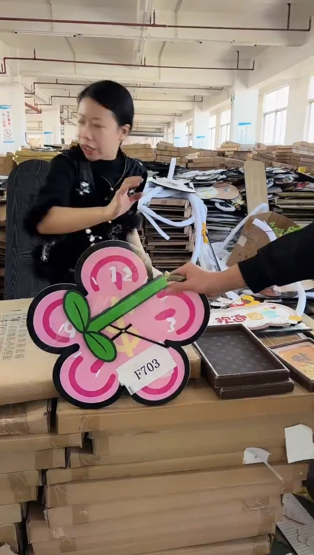 横款孤品果果微瑕闪购F703