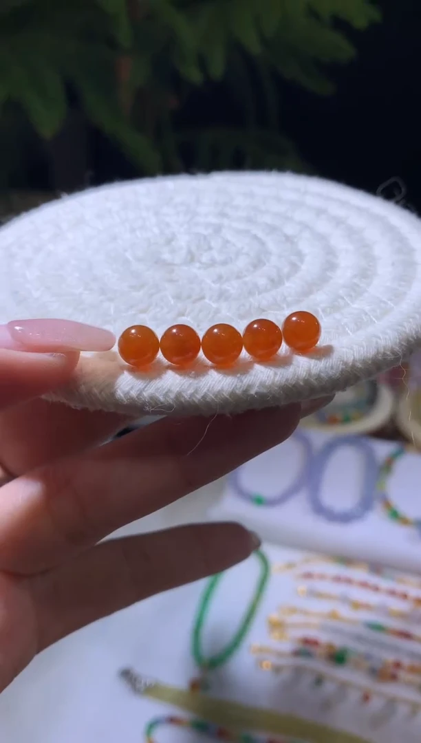 未镶嵌定制翡翠6.8珠子一颗多样性发货一件发货2000+200