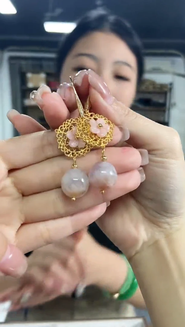 玛瑙/玉髓耳饰未镶嵌多样性发其一颜色微差