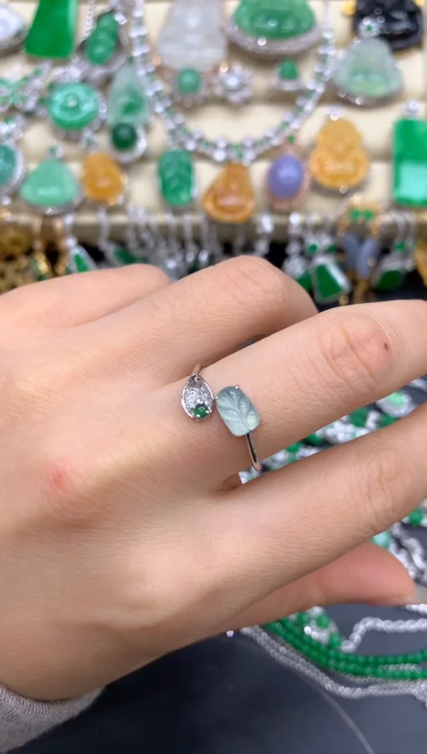 【闪购商品】翡翠戒指18K金镶嵌148-中国好珍宝